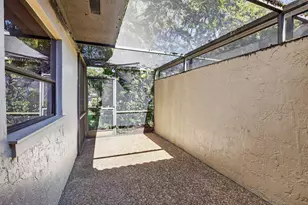 16807 Patio Village Ln, Weston, FL 33326 - Photo 15