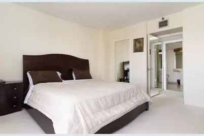 19355 Turnberry Way #24C, Miami, FL 33180 - Photo 9