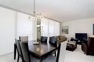 19355 Turnberry Way, Miami, FL 33180 - Photo 5