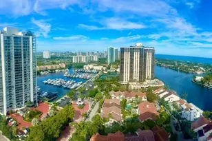 19355 Turnberry Way, Miami, FL 33180 - Photo 25