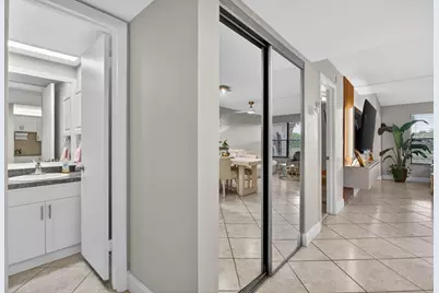 2314 S Cypress Bend Drive #114, Pompano Beach, FL 33069 - Photo 5