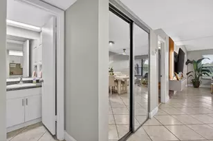 2314 S Cypress Bend Dr, Pompano Beach, FL 33069 - Photo 5