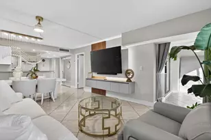 2314 S Cypress Bend Dr, Pompano Beach, FL 33069 - Photo 17