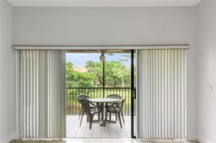 2067 SW 15th St, Deerfield Beach, FL 33442 - Photo 7