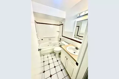 1134 Pine Tree, Lantana, FL 33463 - Photo 13