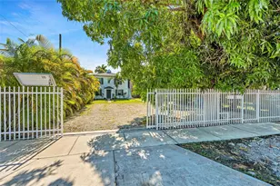 2612 SW 19th Ter, Miami, FL 33145 - Photo 3
