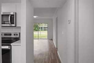 899 SE 2nd Ave, Deerfield Beach, FL 33441 - Photo 1