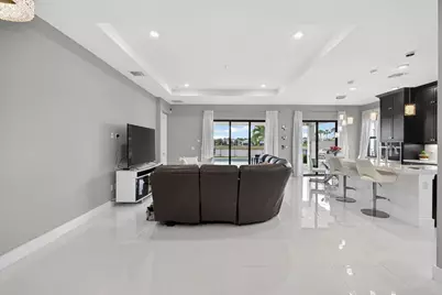 15798 Cresswind Place, Loxahatchee, FL 33470 - Photo 21