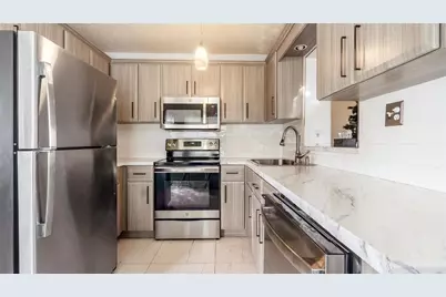 2711 NW 24th Court, Fort Lauderdale, FL 33311 - Photo 15