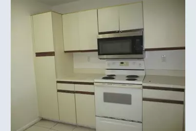 3000 NW 42nd Avenue #B410, Pompano Beach, FL 33066 - Photo 3