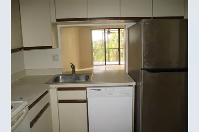 3000 NW 42nd Avenue #B410, Pompano Beach, FL 33066 - Photo 5