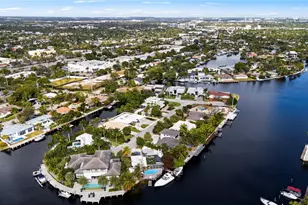 1735 NE 23rd Ave, Fort Lauderdale, FL 33305 - Photo 15