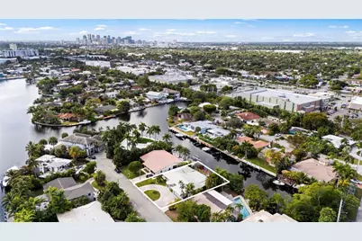 1735 NE 23rd Avenue, Fort Lauderdale, FL 33305 - Photo 13