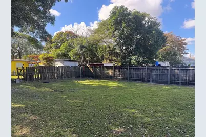 2156 NW 66th Street, Miami, FL 33147 - Photo 5