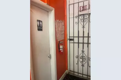 2906 Andrews Avenue, Wilton Manors, FL  - Photo 7