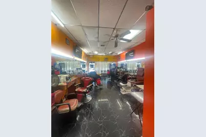 2906 Andrews Avenue, Wilton Manors, FL  - Photo 9