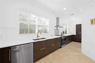 920 SW 8th St, Fort Lauderdale, FL 33315 - Photo 9