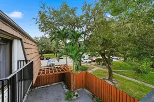 9142 SW 23rd St, Davie, FL 33324 - Photo 5