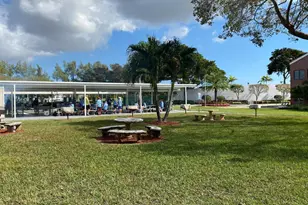 1076 Newport Q Unit, Deerfield Beach, FL 33442 - Photo 35