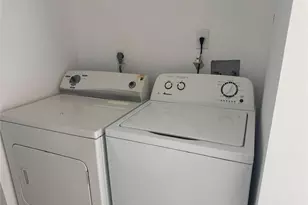 11457 NW 42nd St, Coral Springs, FL 33065 - Photo 9