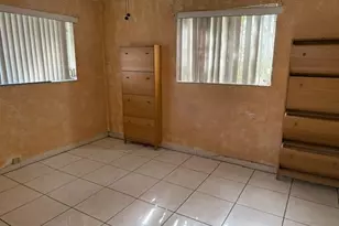 6911 Harding St, Hollywood, FL 33024 - Photo 9