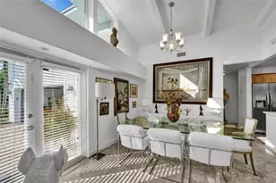 2525 SE 7th Dr, Pompano Beach, FL 33062 - Photo 9