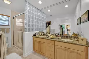 2525 SE 7th Dr, Pompano Beach, FL 33062 - Photo 25