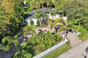 2525 SE 7th Dr, Pompano Beach, FL 33062 - Photo 1