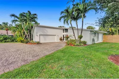 2525 SE 7th Drive, Pompano Beach, FL 33062 - Photo 9