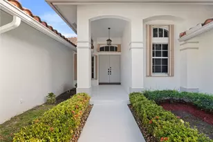 833 Heron Rd, Weston, FL 33326 - Photo 5