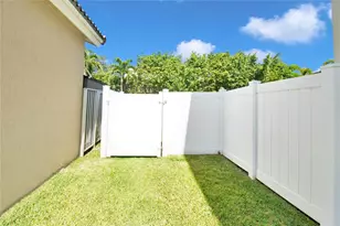5240 NW 112th Way, Coral Springs, FL 33076 - Photo 43