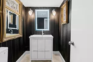 629 Kensington Pl, Wilton Manors, FL 33305 - Photo 17