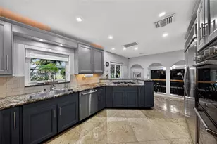 629 Kensington Pl, Wilton Manors, FL 33305 - Photo 11