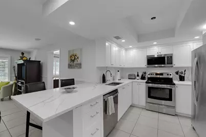2125 SE 10 Avenue #1011, Fort Lauderdale, FL 33316 - Photo 1