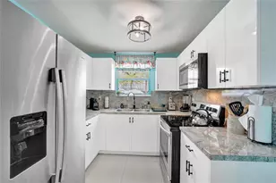 8236 NW 1st Pl, Miami, FL 33150 - Photo 17