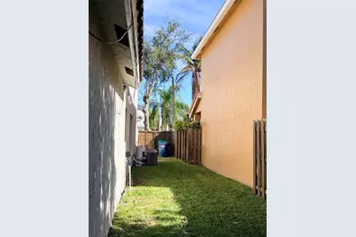 5171 NW 87th Terrace, Lauderhill, FL 33351 - Photo 57