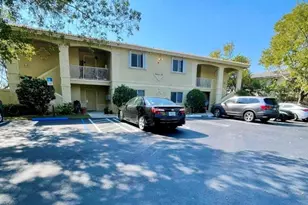 8496 NW 40th St, Coral Springs, FL 33065 - Photo 3