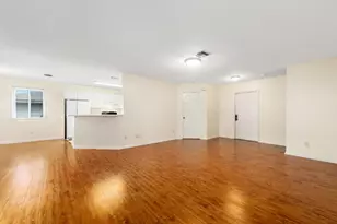 8496 NW 40th St, Coral Springs, FL 33065 - Photo 5