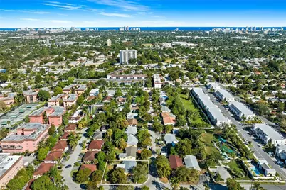 581 NW 17th Place, Fort Lauderdale, FL 33311 - Photo 15