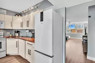 201 N Ocean Blvd, Pompano Beach, FL 33062 - Photo 11