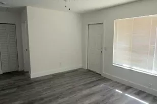 6817 SW 10th St, Hollywood, FL 33023 - Photo 13