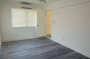 6817 SW 10th St, Hollywood, FL 33023 - Photo 3