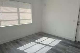 6817 SW 10th St, Hollywood, FL 33023 - Photo 11