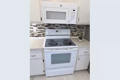 1000 NE 14th Avenue #503, Hallandale Beach, FL 33009 - Photo 21