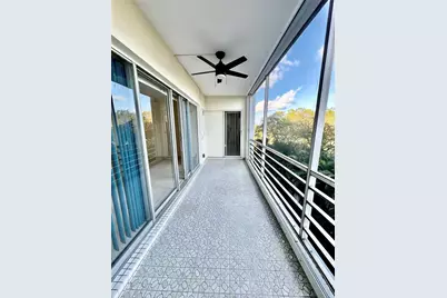 1000 NE 14th Avenue #503, Hallandale Beach, FL 33009 - Photo 13