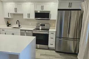 1102 E Jeffery St, Boca Raton, FL 33487 - Photo 1