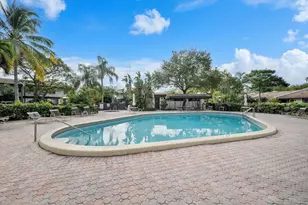 19986 NE 5th Ct, Miami, FL 33179 - Photo 33