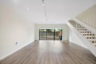 19986 NE 5th Ct, Miami, FL 33179 - Photo 13