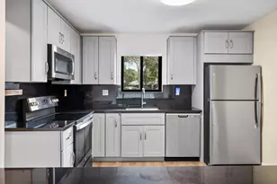 19986 NE 5th Ct, Miami, FL 33179 - Photo 9