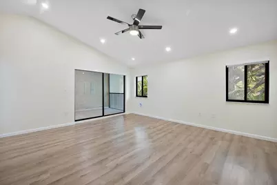 19986 NE 5th Court #4d, Miami, FL 33179 - Photo 21